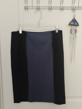 Carlisle of New York Classic Two-Tone Pencil Skirt - Navy and Black